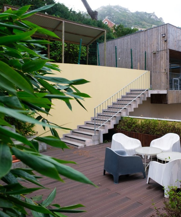 social-hour-moon-hill